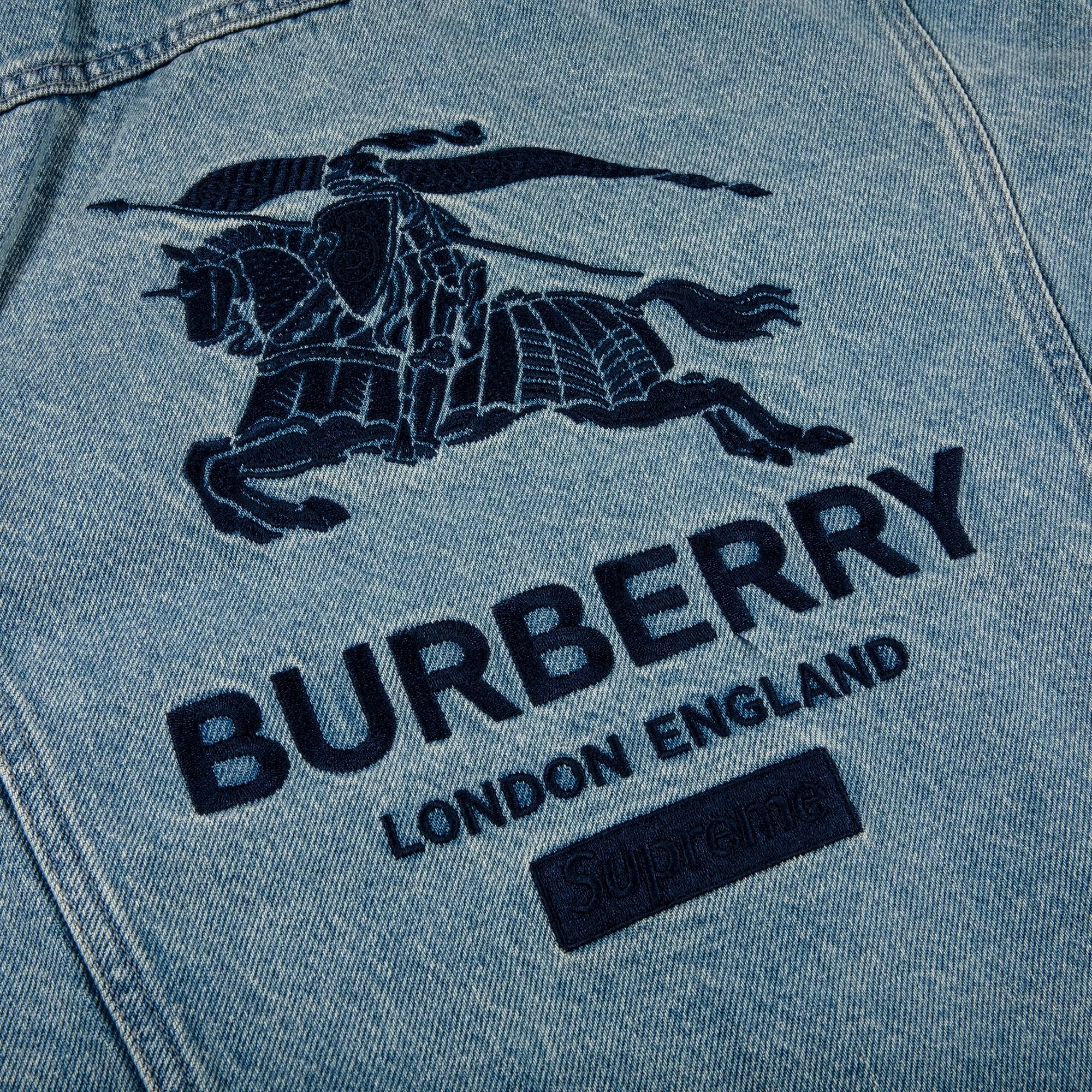 Supreme Supreme x Burberry Denim Trucker Jacket 'Washed Blue Supreme Supreme x Burberry Denim Trucker Jacket 'Washed Blue