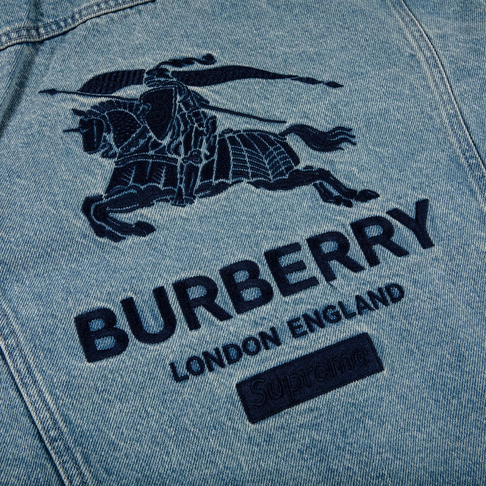 Supreme x Burberry Denim Trucker Jacket 'Washed Blue' - 3