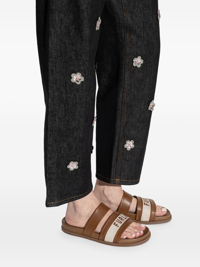 logo stripe sandals 5