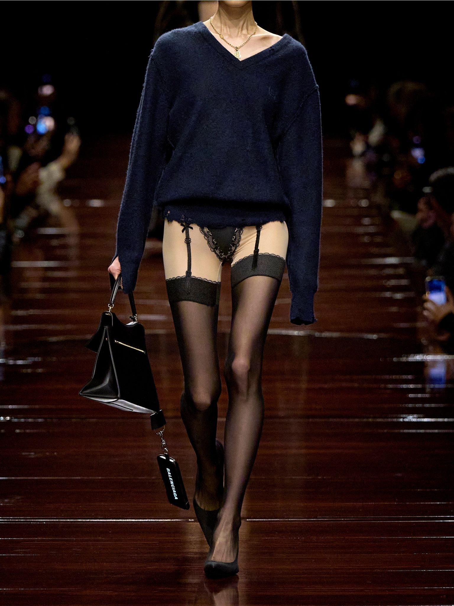 Embroidered cashmere and wool-blend sweater Navy - 4