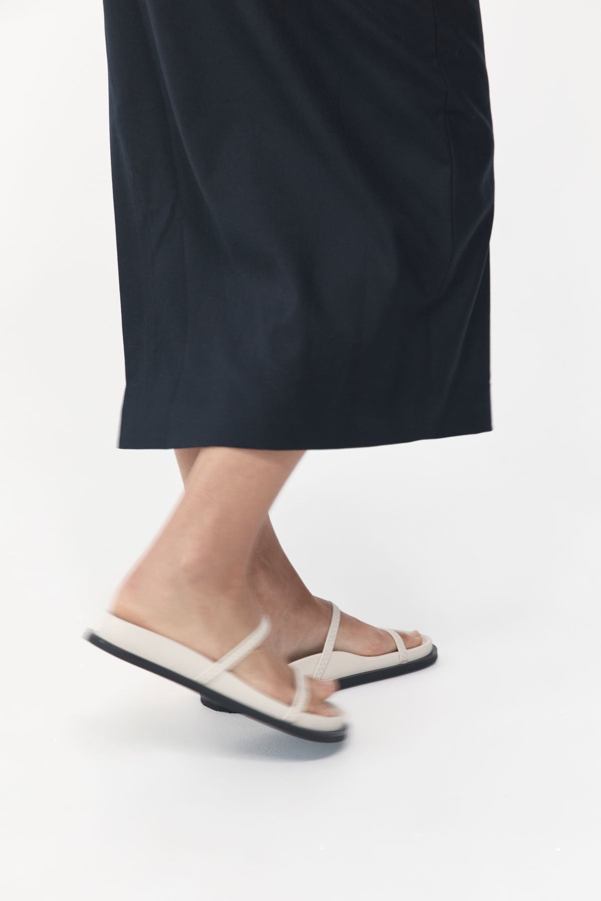 Fine Strap Slide - Cool White - 3