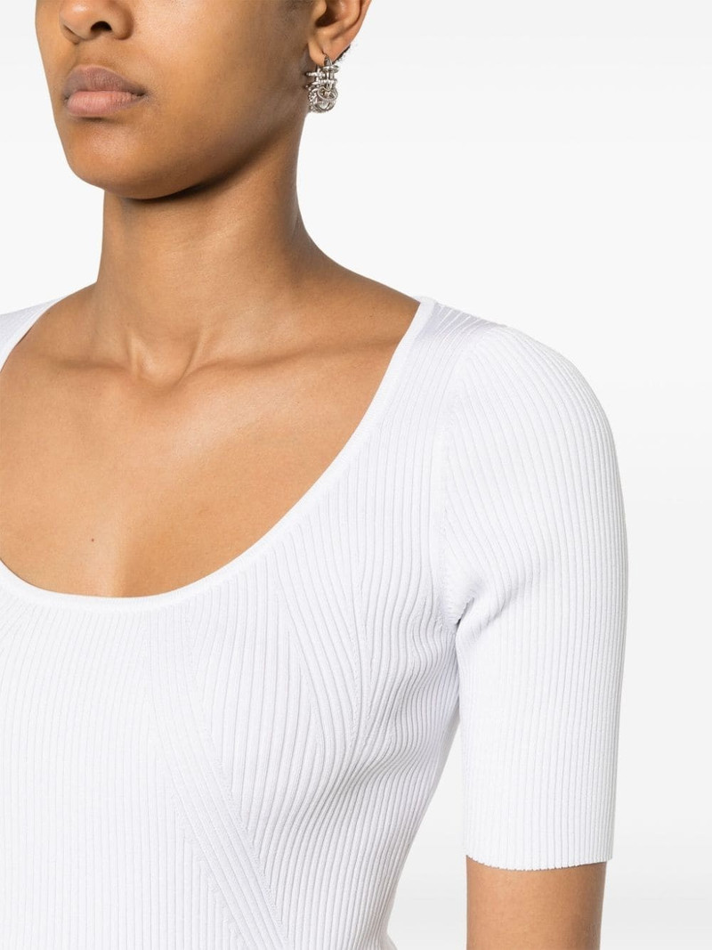 embroidered-logo U-neck T-shirt 5