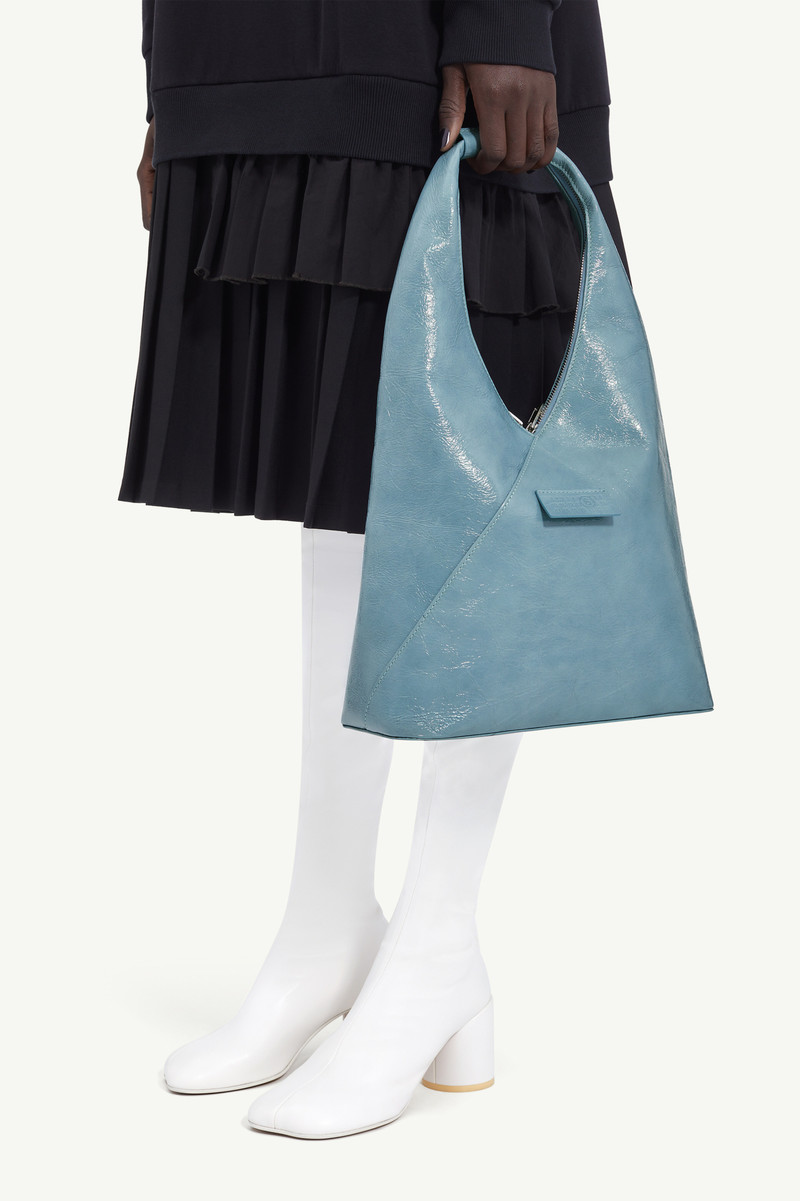 Japanese bag with zip detail 6