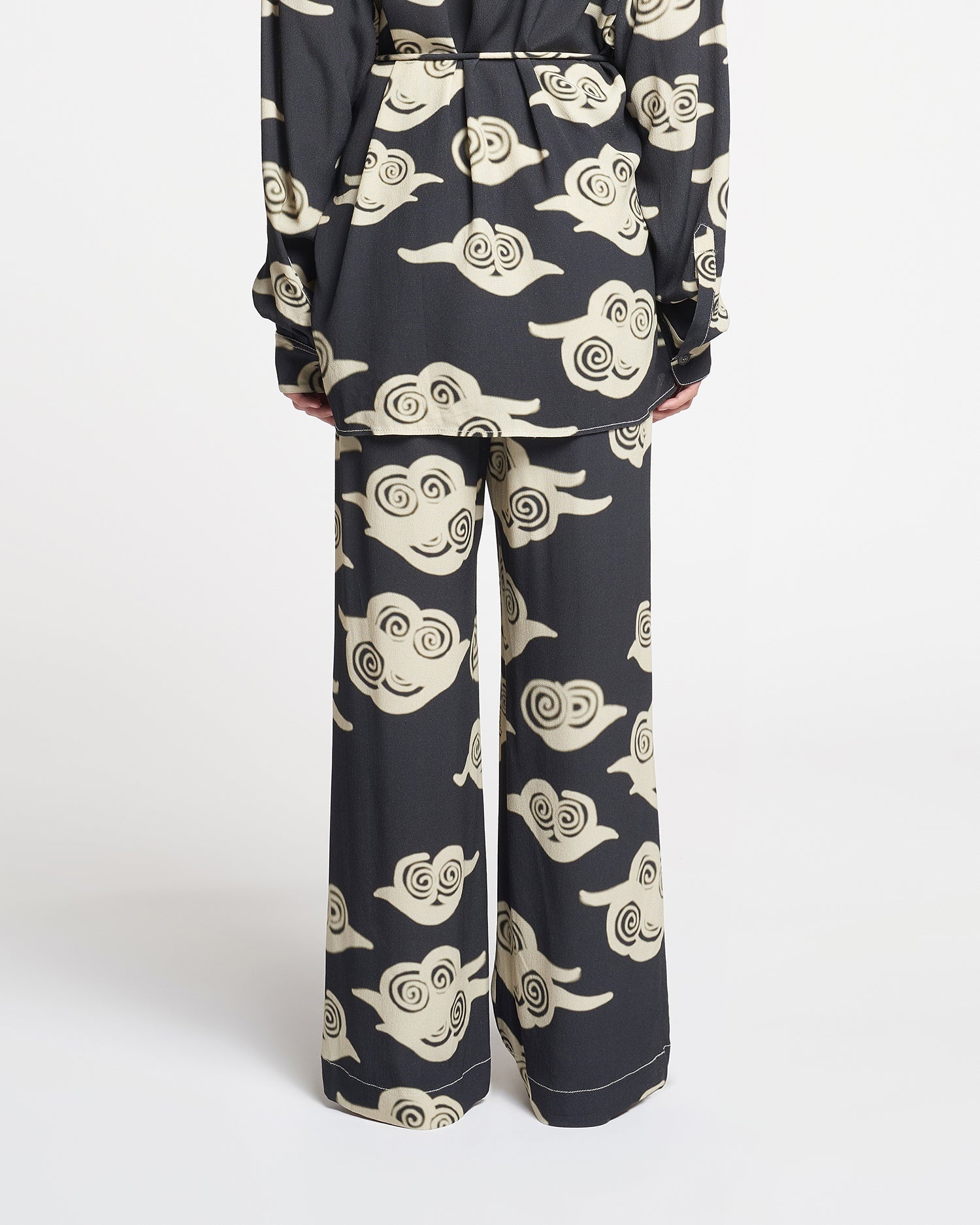 Printed Crepe Pants - 3