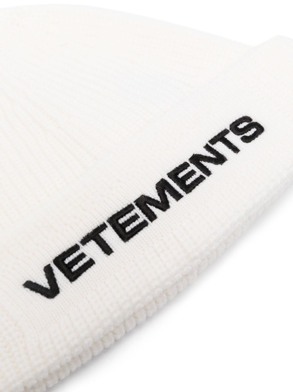 logo-embroidered ribbed-knit beanie - 2
