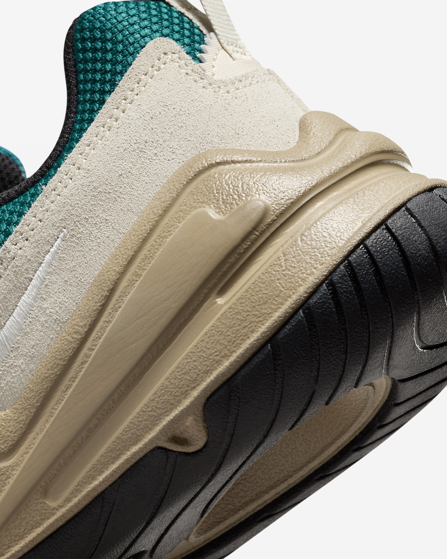 Nike Nike Men's Tech Hera Shoes | REVERSIBLE