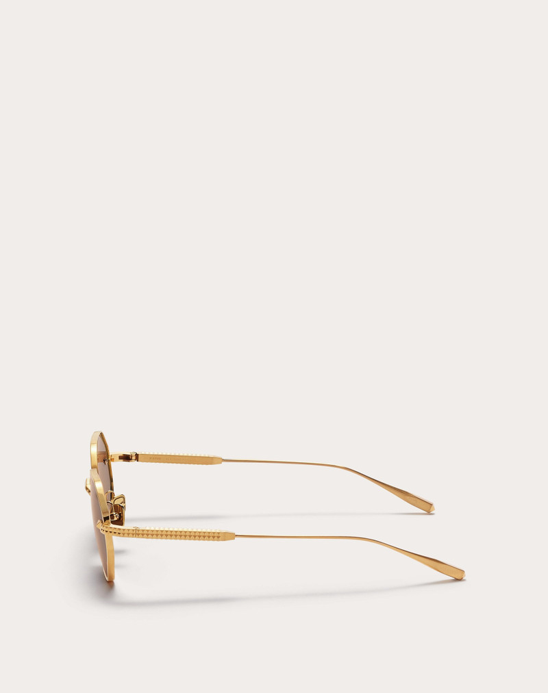 EXHAGONAL TITANIUM FRAME V-STUD 3