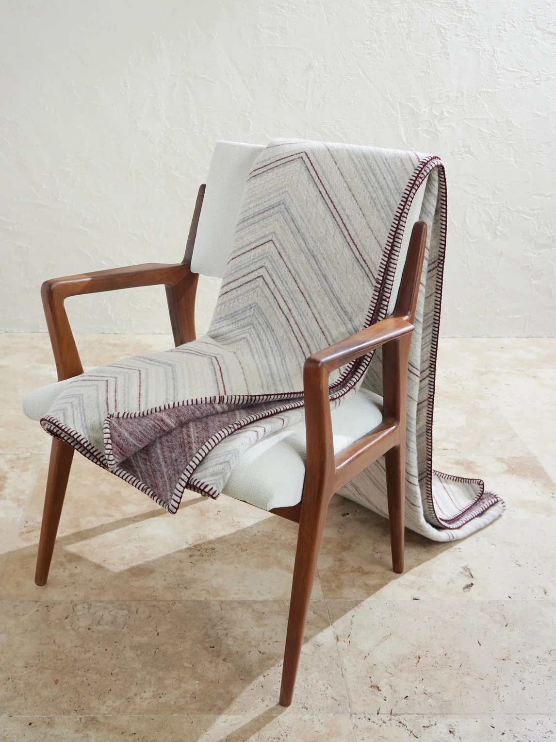 Catullo Fringed Wool-Blend Throw - 1
