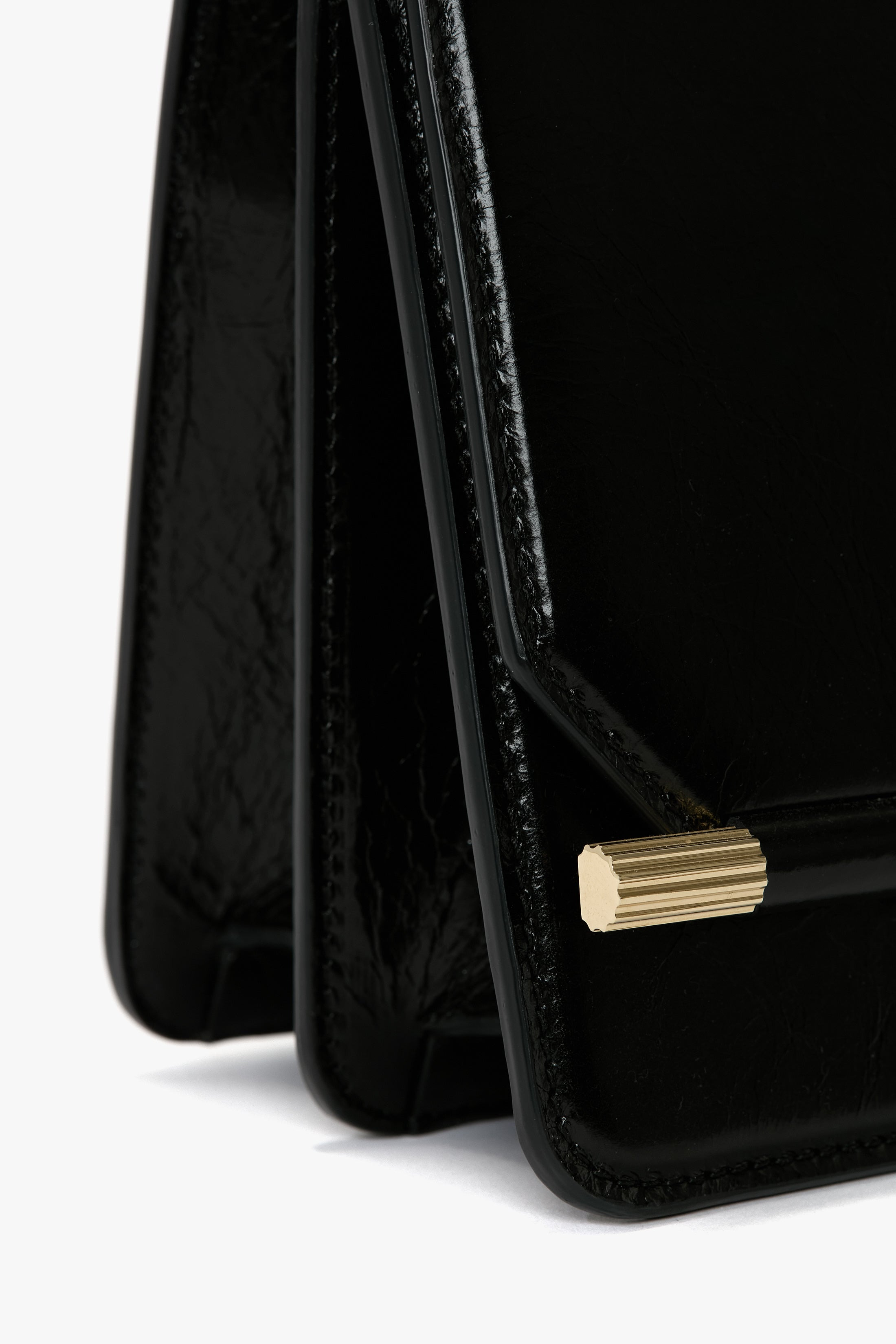 202 Crossbody Bag In Black Distressed Leather - 7