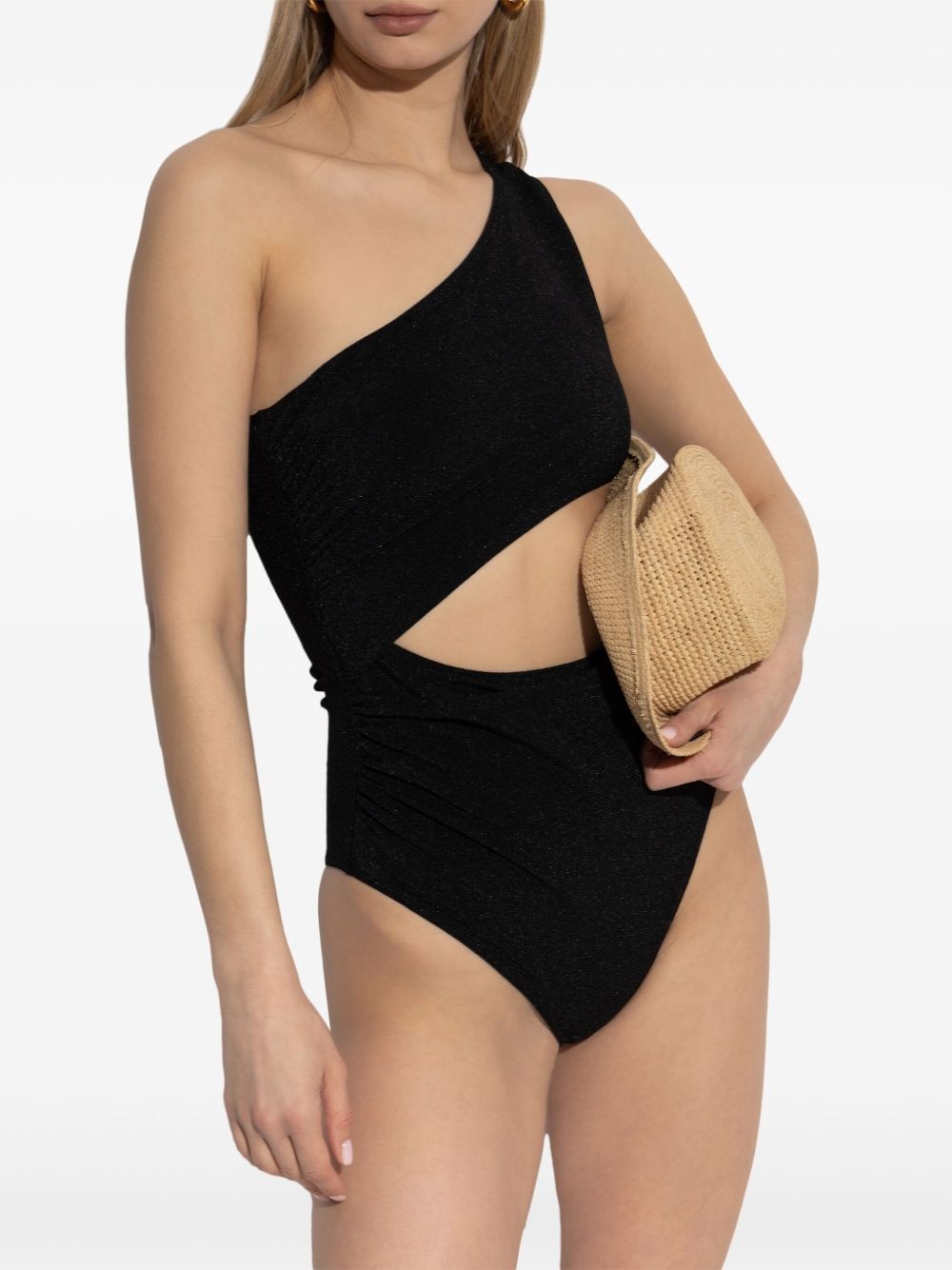 cut-out one piece - 2