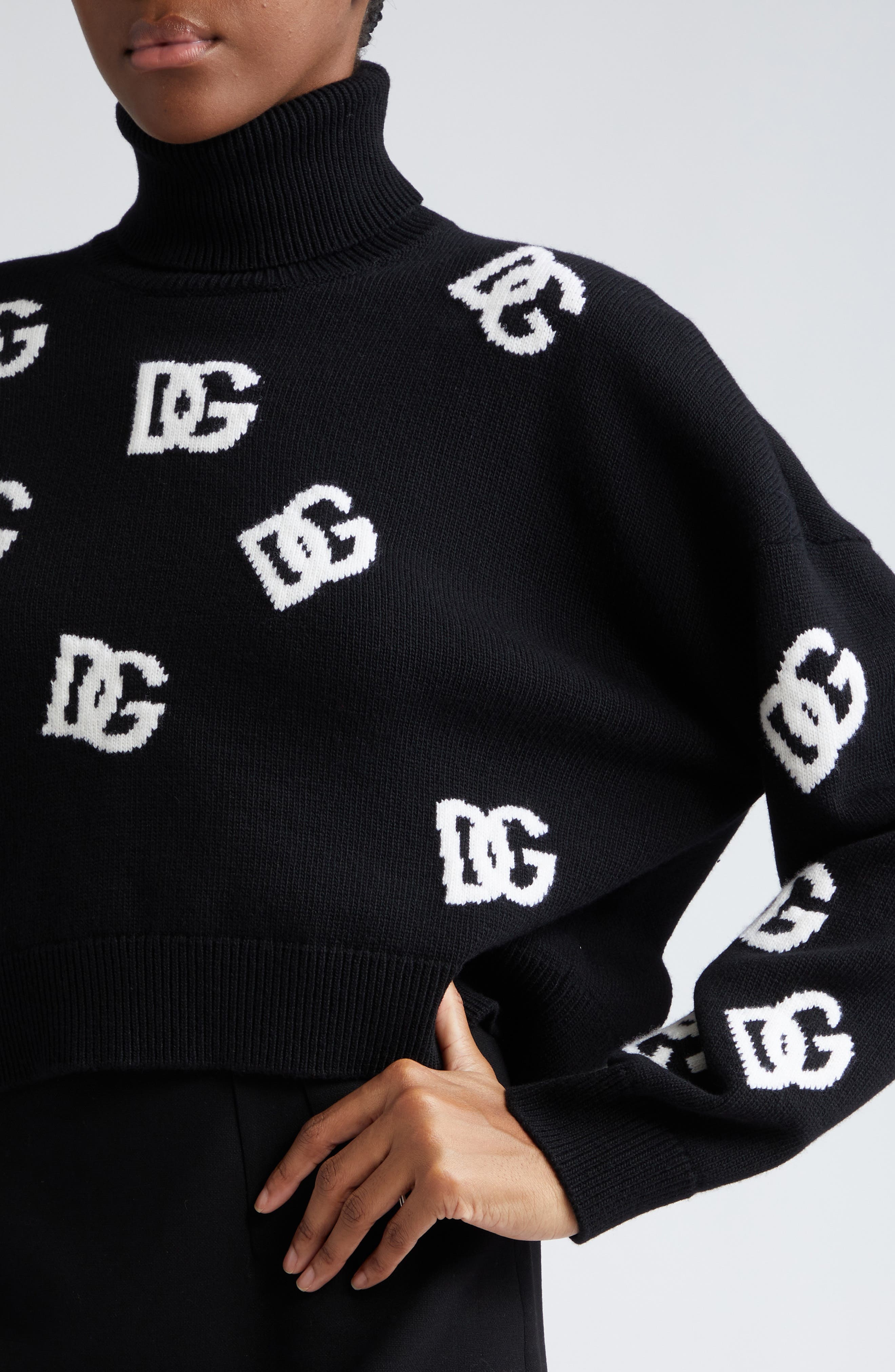 Dolce&Gabbana Logo Intarsia Crop Virgin Wool Turtleneck Sweater in Nero/Bianco at Nordstrom - 5