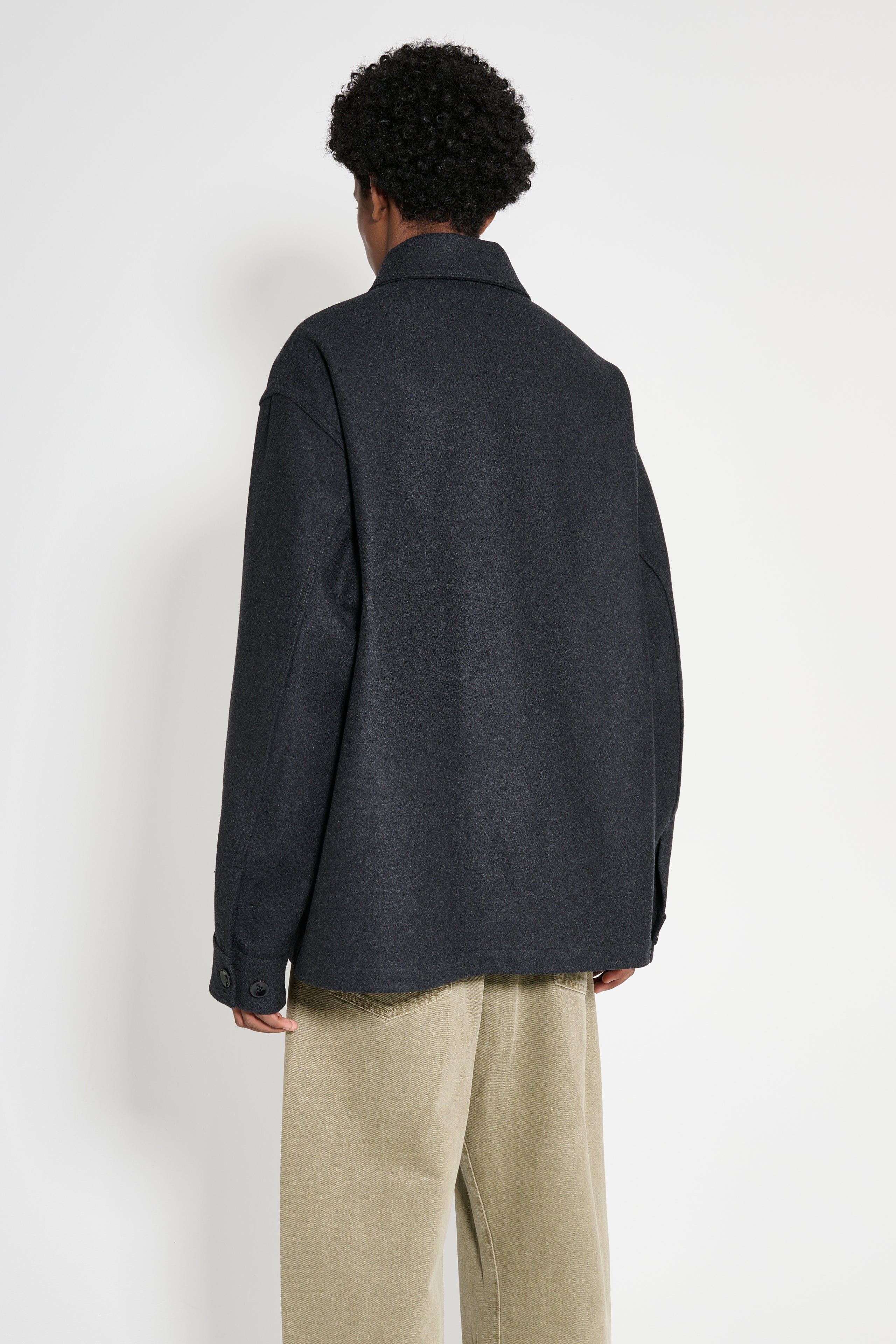 Lemaire LEMAIRE ONE POCKET OVERSHIRT ASH BLACK | tresbien