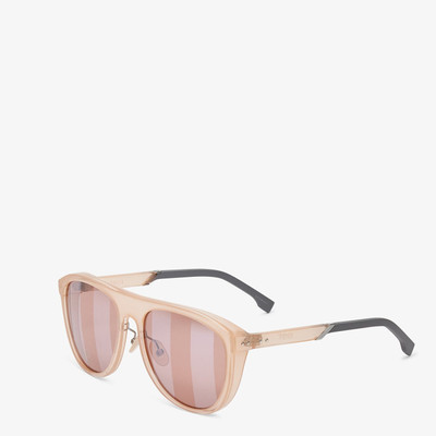 FENDI Pink sunglasses outlook