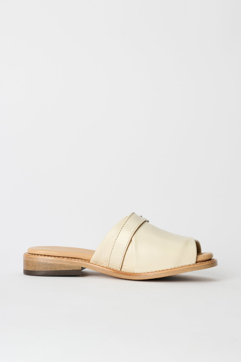 Ginza Sandal Deep Ecru Leather 4