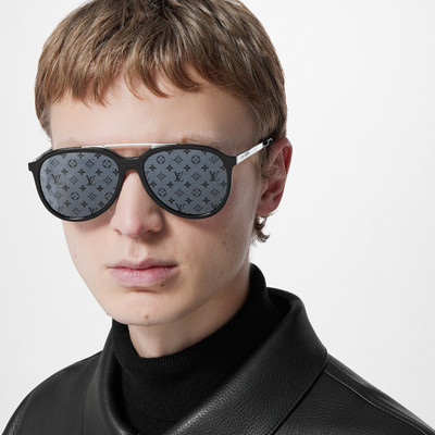 Louis Vuitton Mix It Up Round Sunglasses outlook