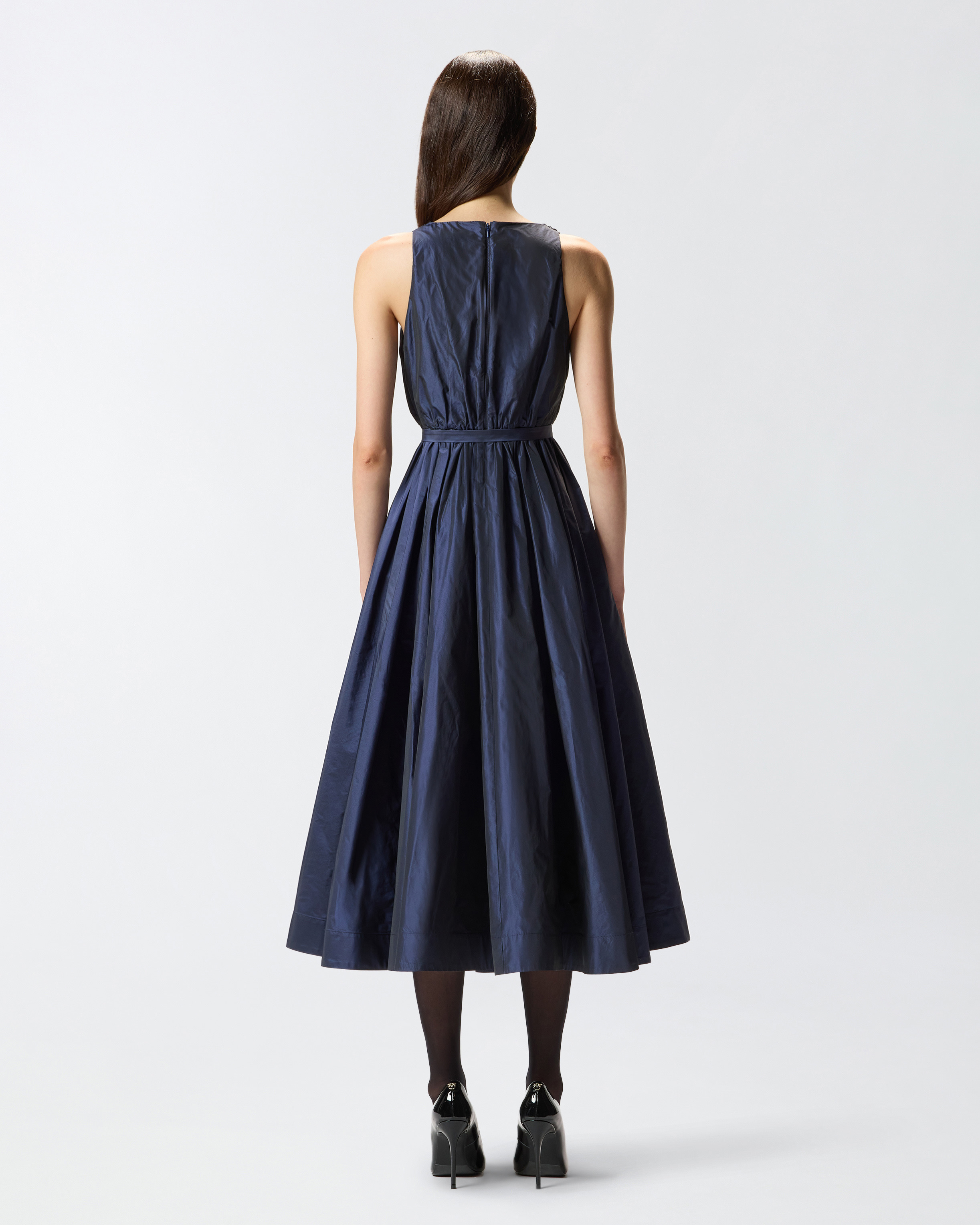 DRESS WITH BOW AND LOOSE SKIRT - 4