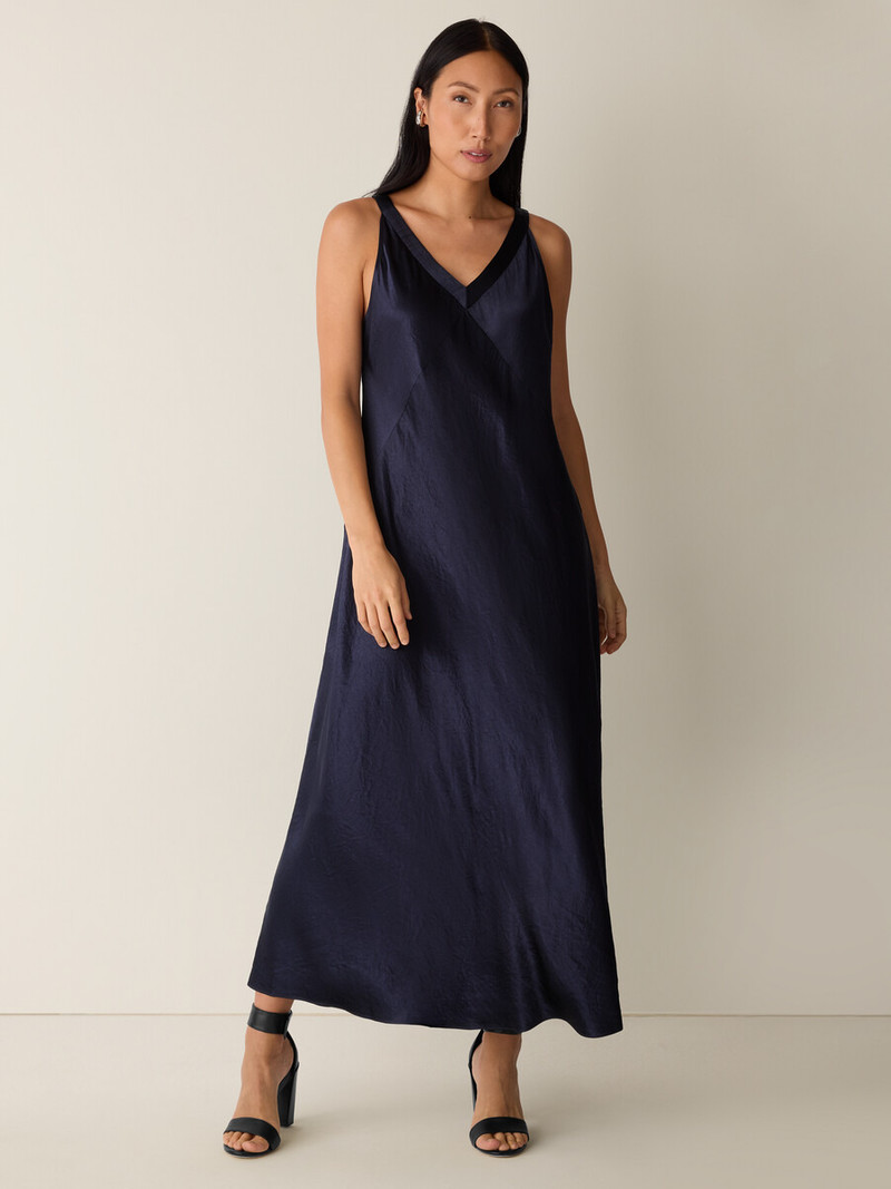 Textured Satin V-Neck Dress 3
