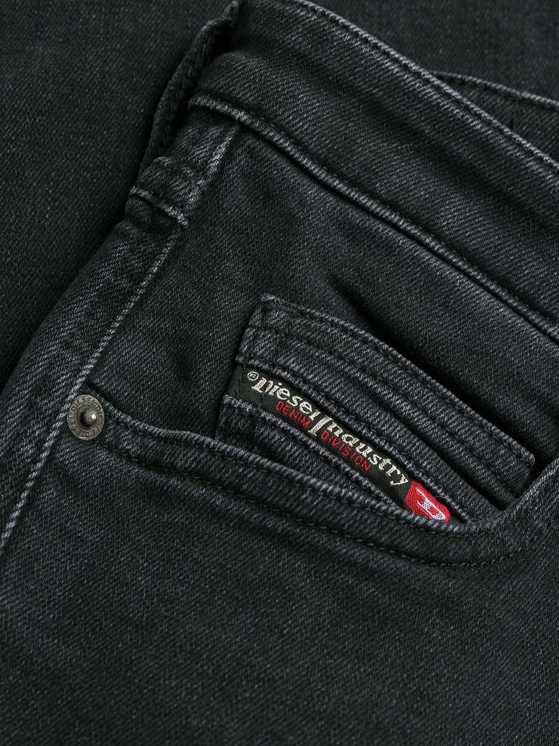 slim fit jeans 7