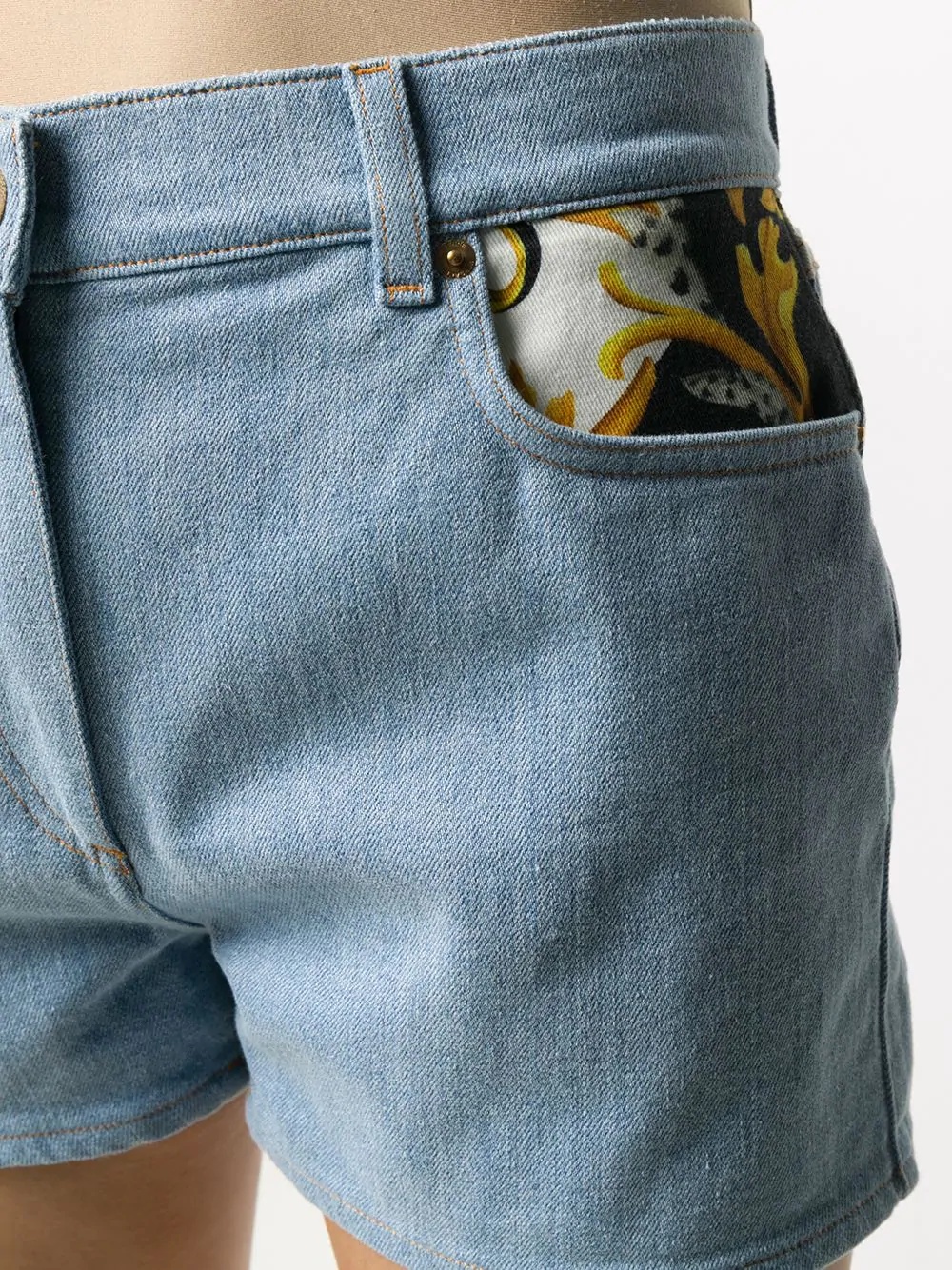 baroque pattern detail shorts - 5