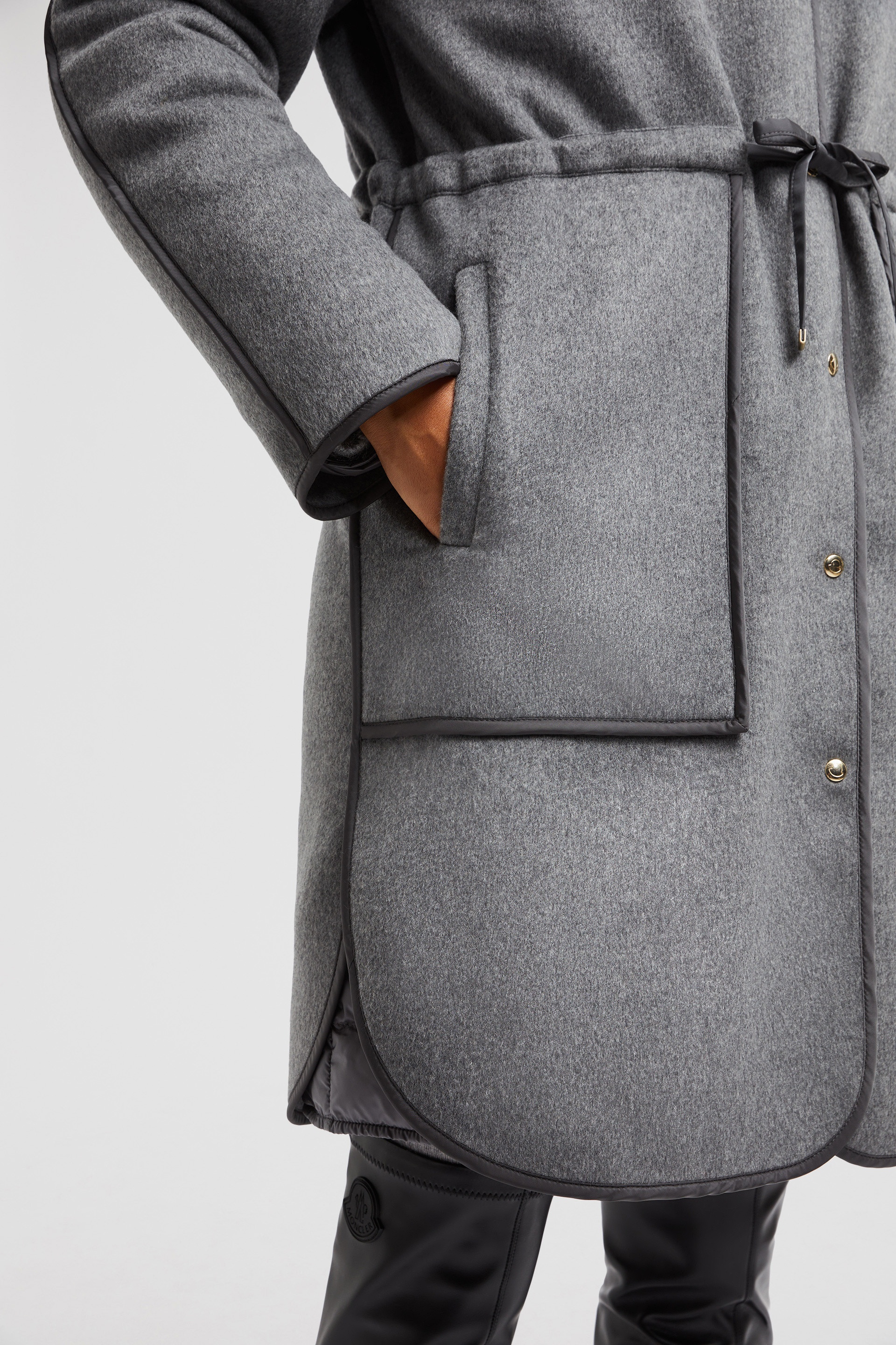 Moncler Bonrepos Long Down Jacket | REVERSIBLE