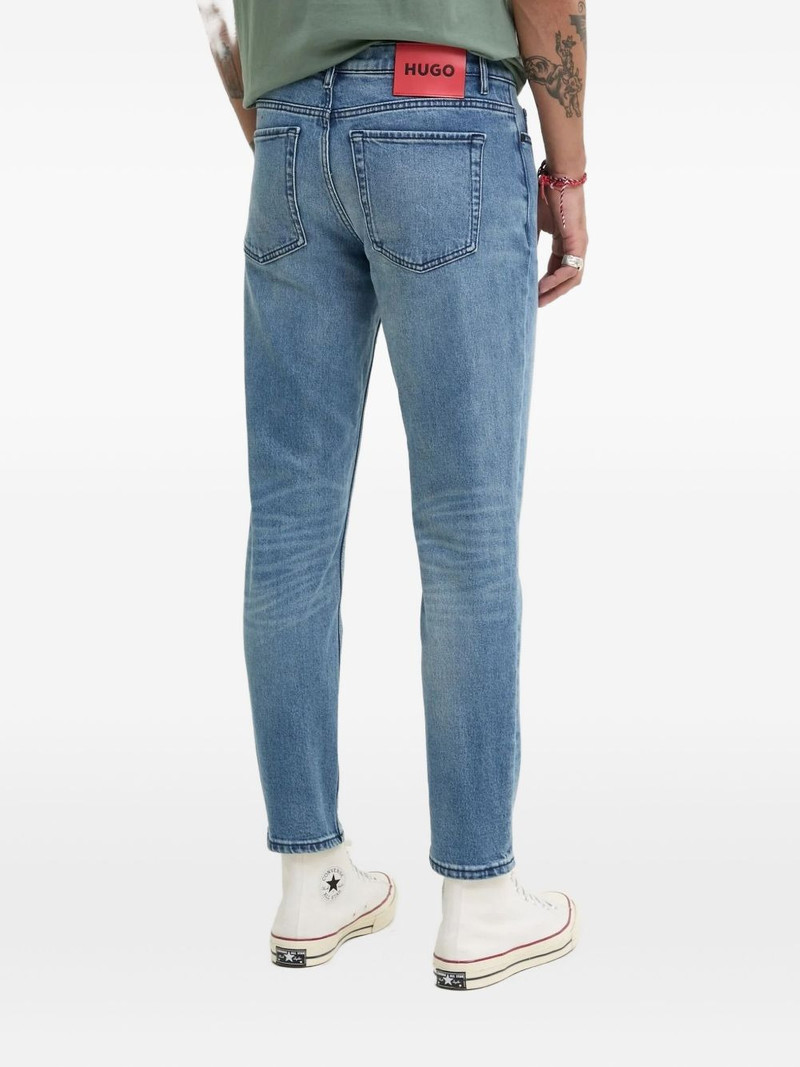 HUGO logo-appliqué jeans outlook