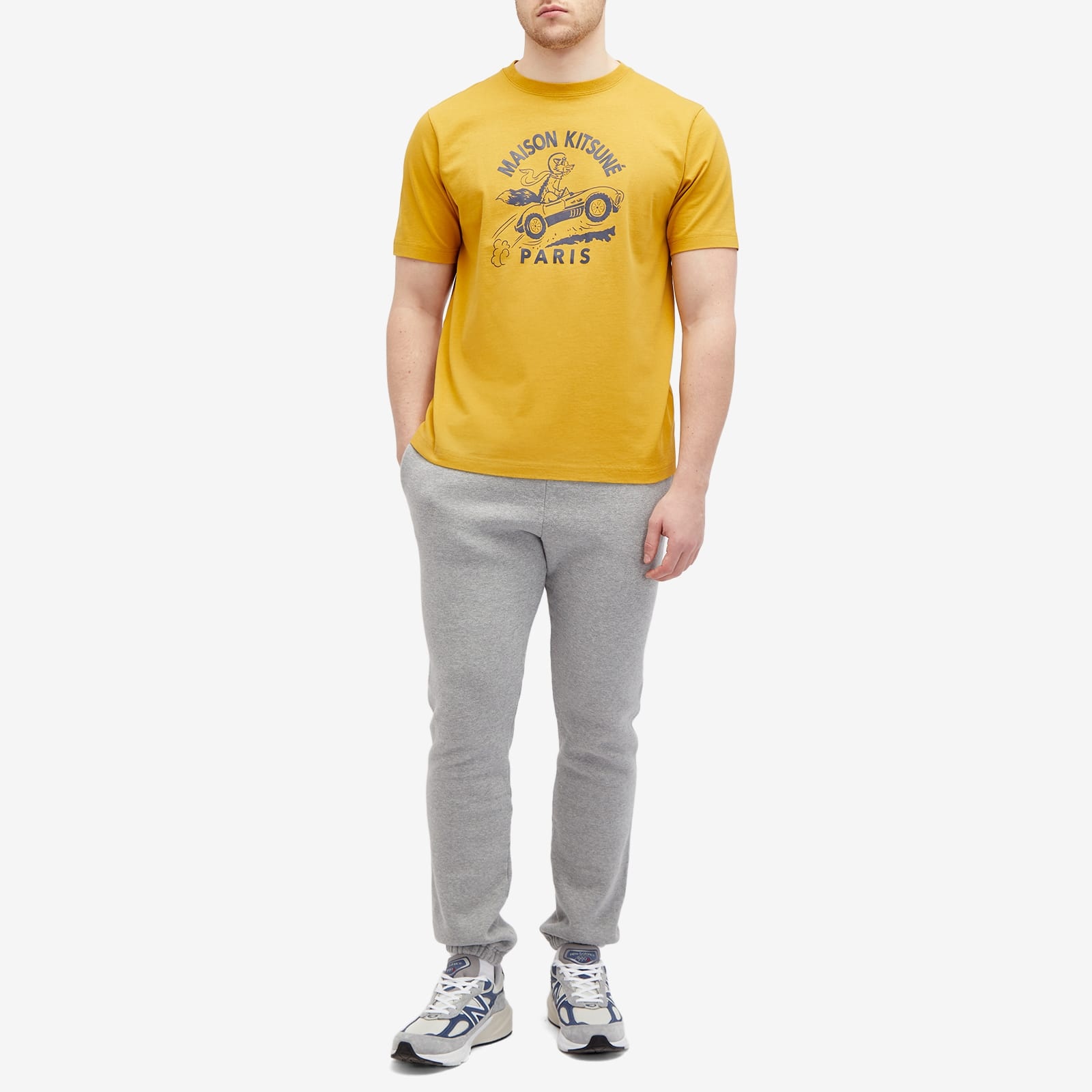 Maison Kitsuné Racing Fox Comfort T-Shirt - 4