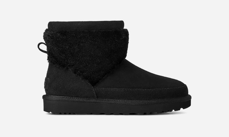 ® Women's Classic Mini Snugscape Suede Classic Boots in Black 1