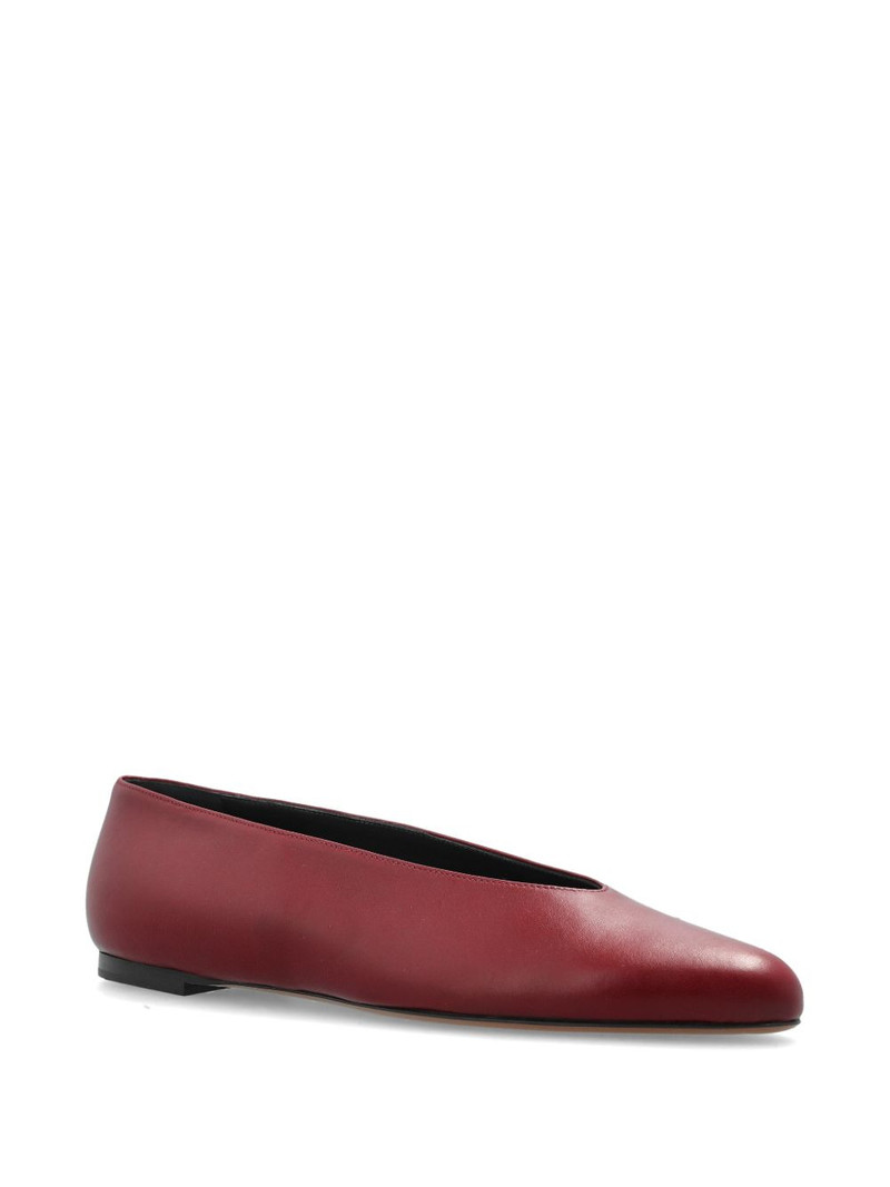 NEOUS point leather pumps outlook