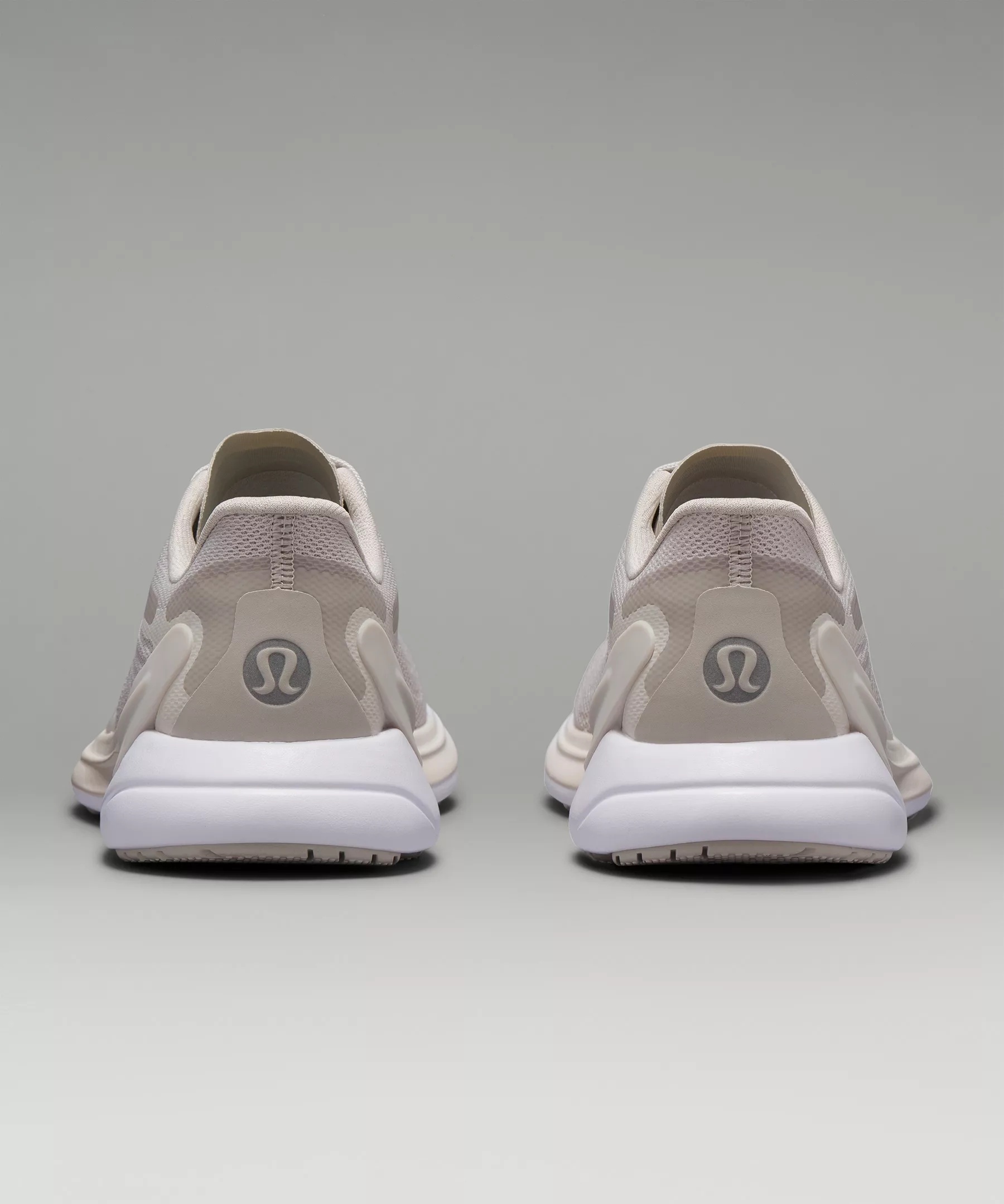 blissfeel 2 Women's Running Shoe - 6