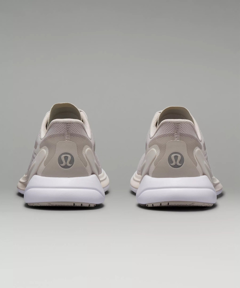 blissfeel 2 Women's Running Shoe 6