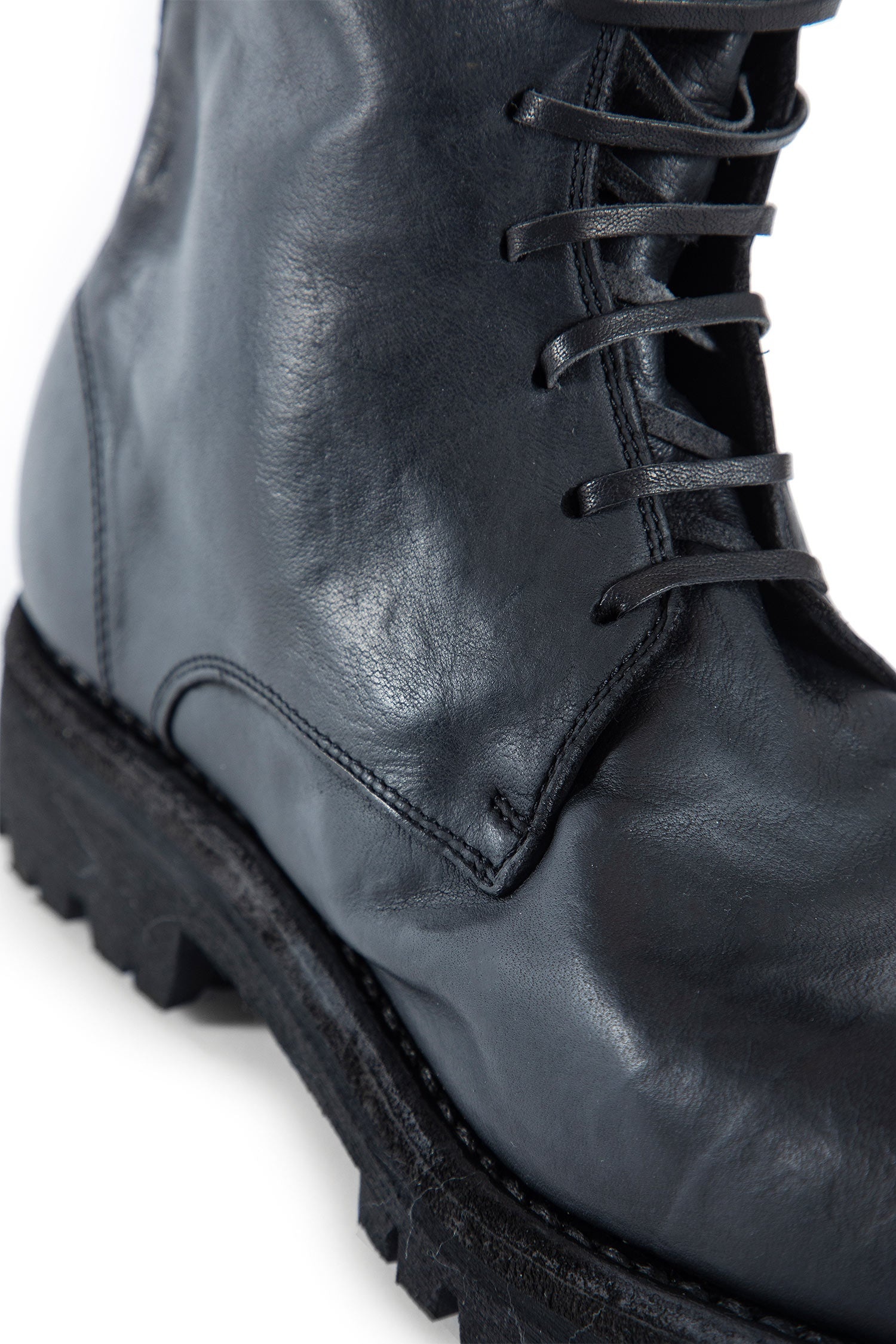 Boots - 6