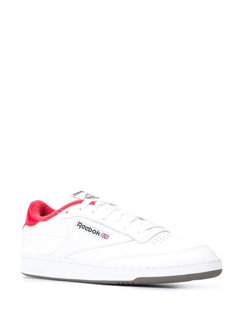 Reebok logo sneakers outlook