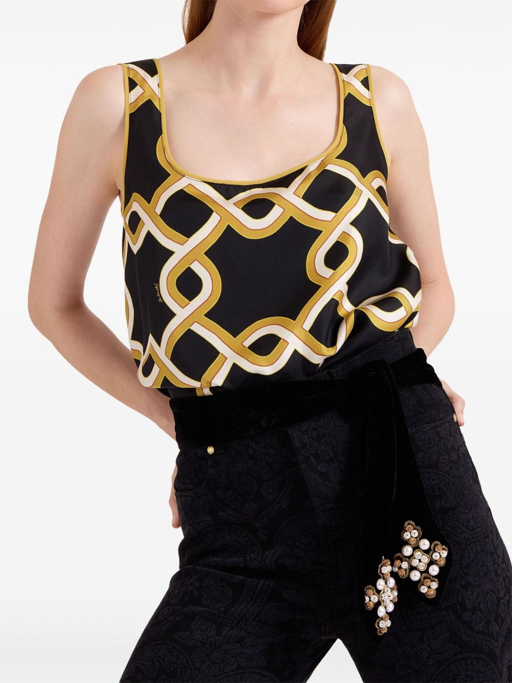 Twirl top - 2