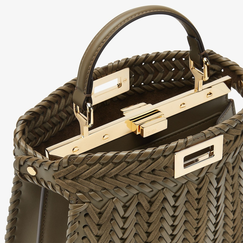 Peekaboo ISeeU Small 5