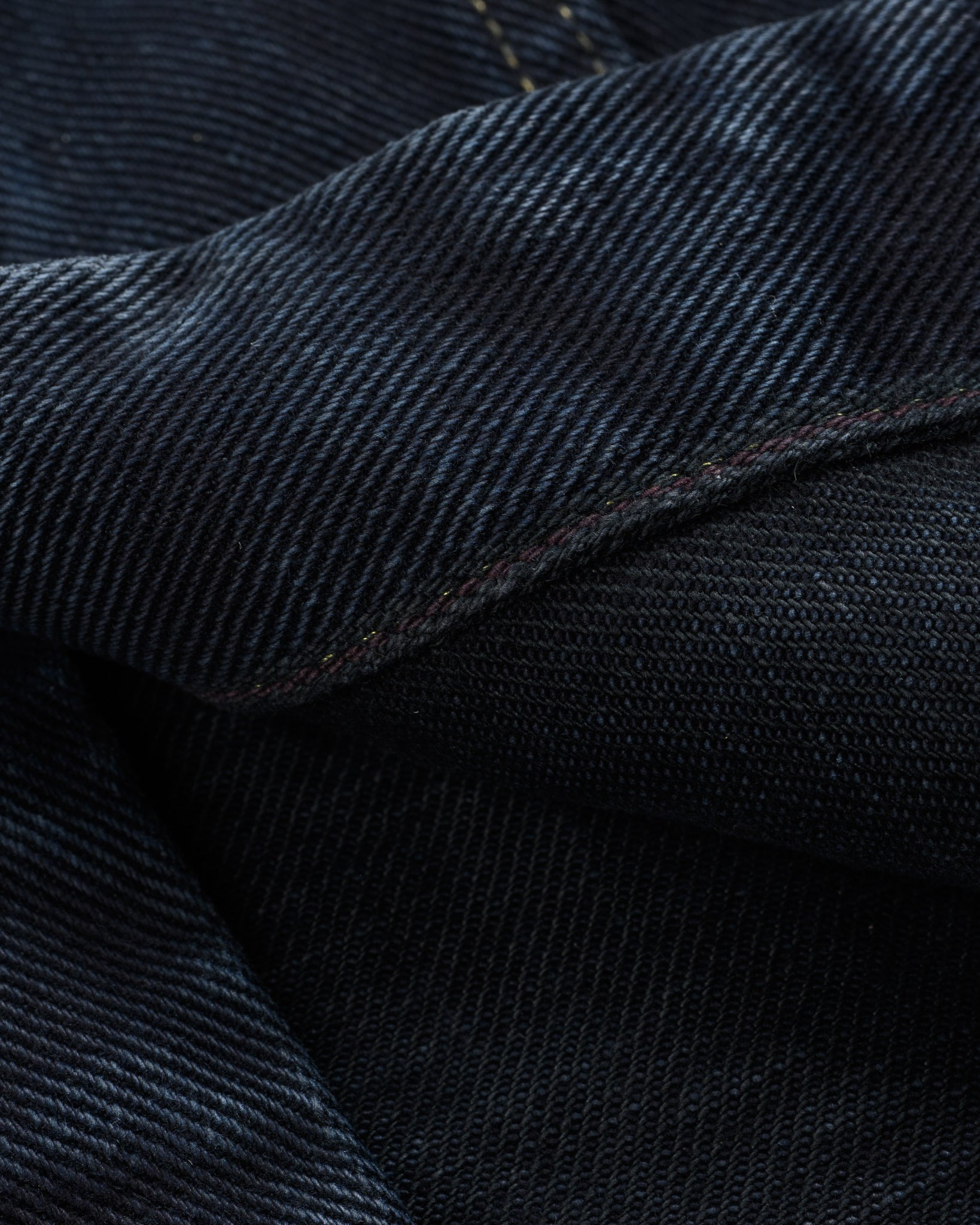 IH-526Lod 19oz Left-Hand Twill Selvedge Denim Type III Jacket -  Indigo Overdyed Black - 19