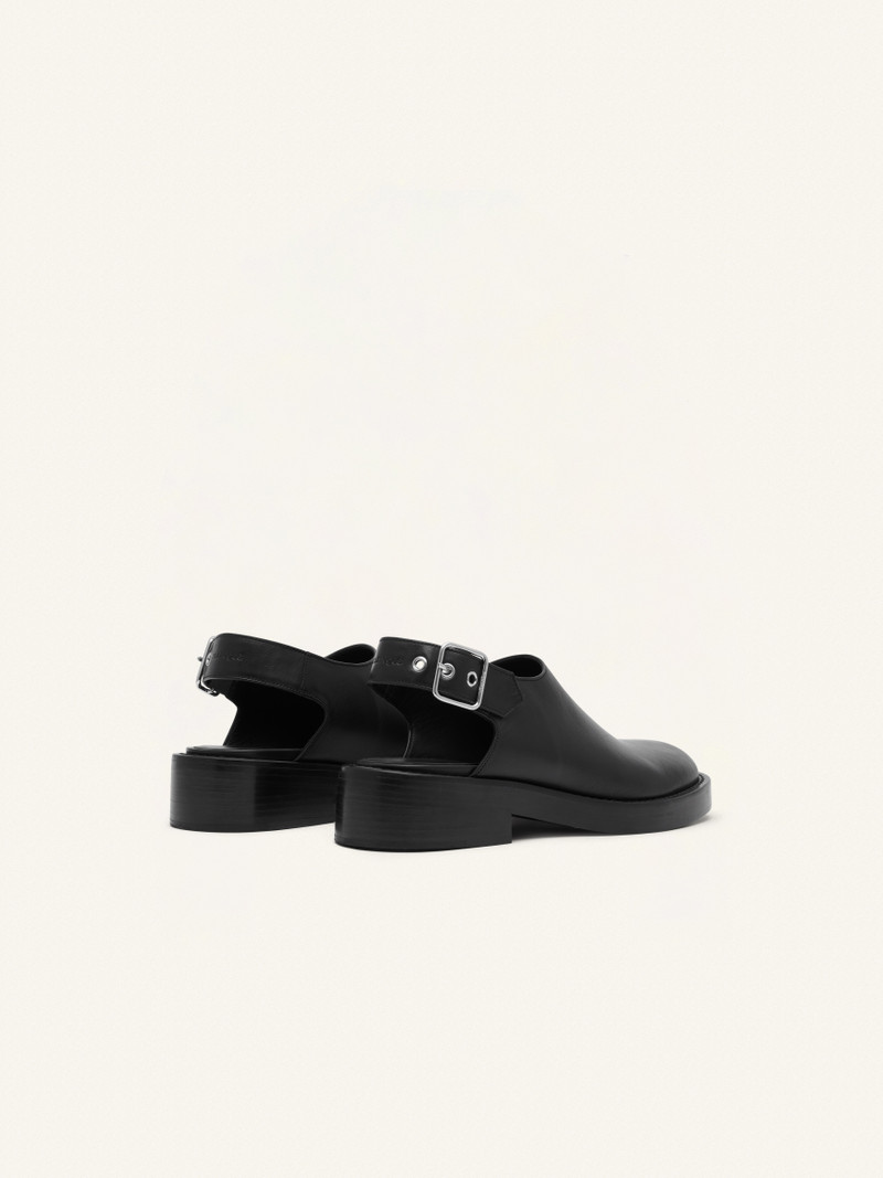 GOGO LEATHER CLOGS 3