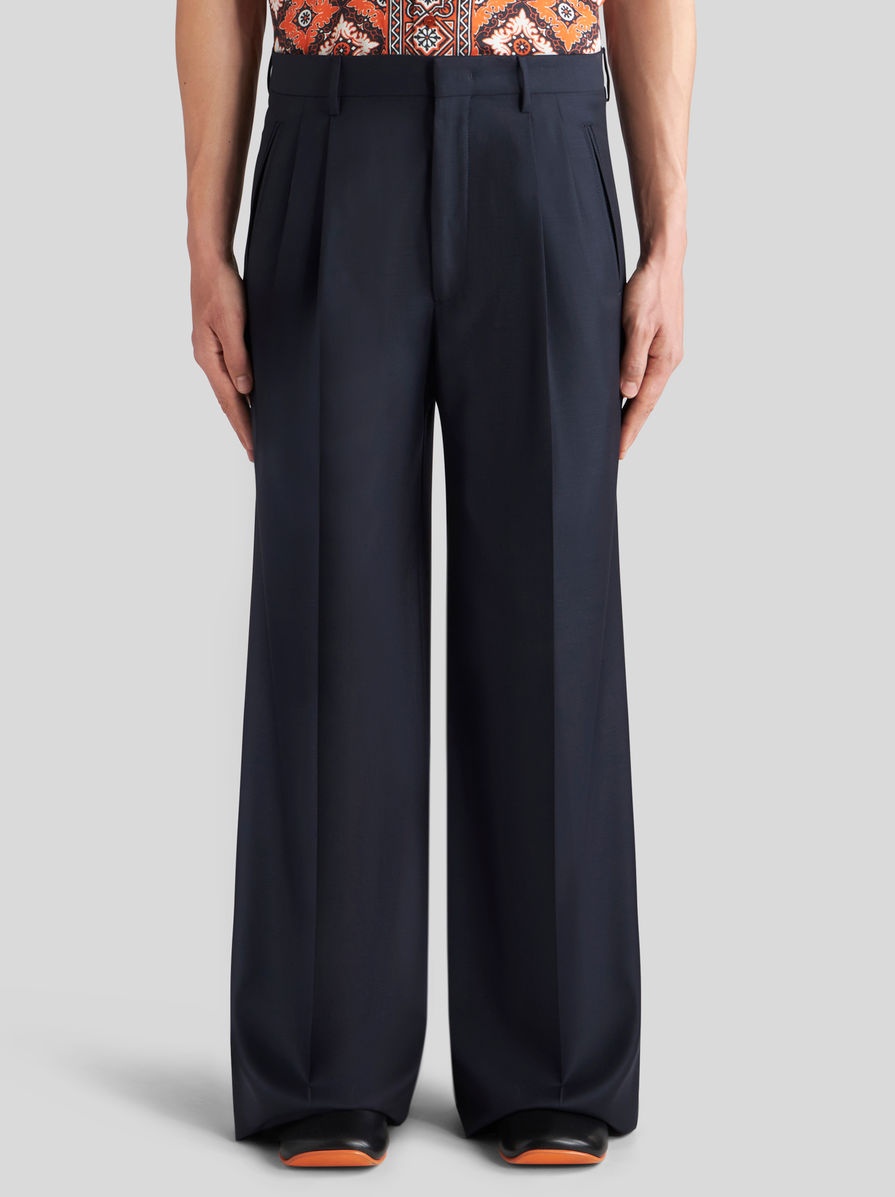 STRETCH WOOL TROUSERS WITH PLEATS - 2