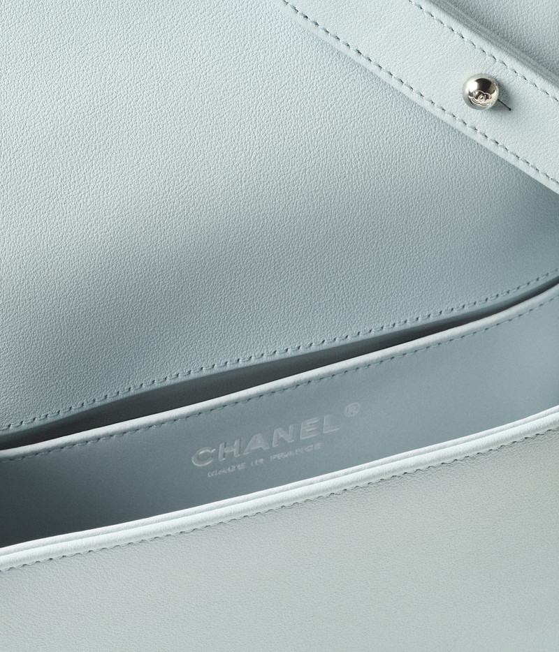 Small BOY CHANEL Handbag 3