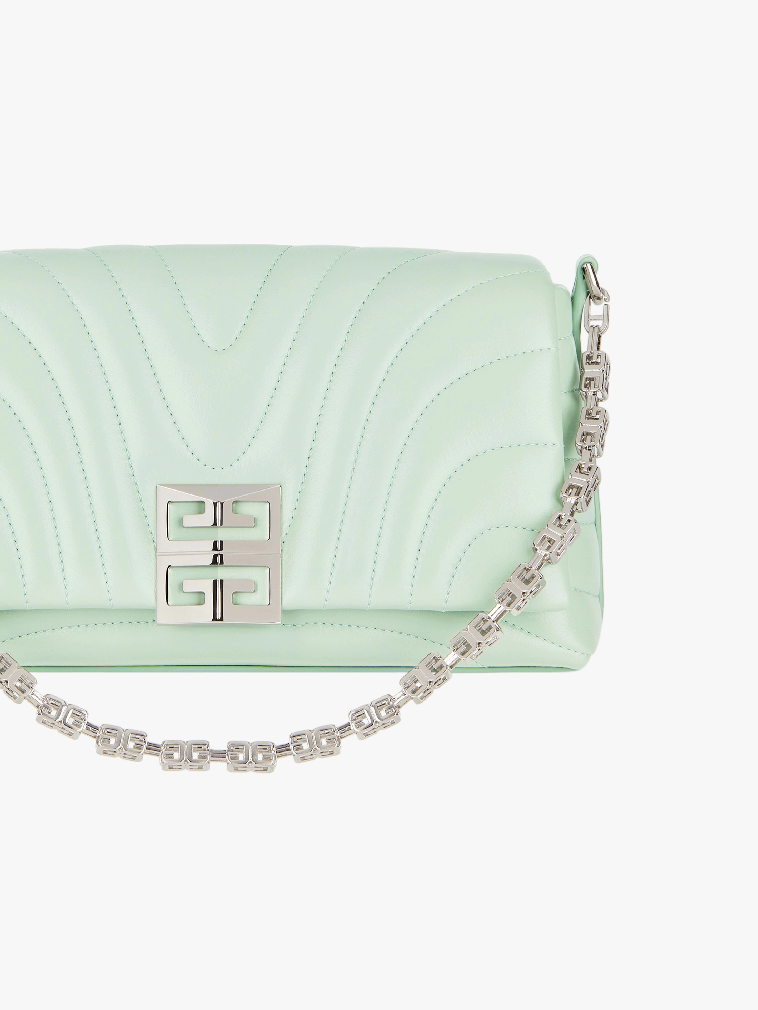 SMALL 4G SOFT BAG IN QUILTED LEATHER 8