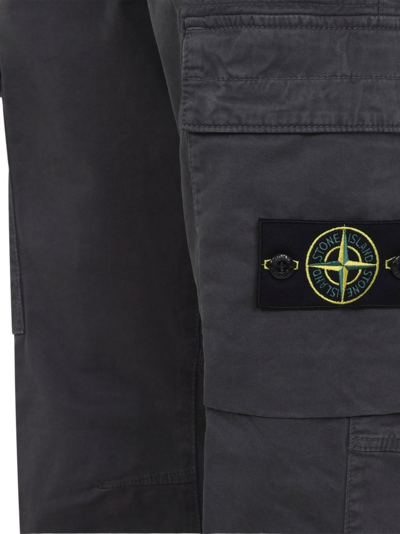 logo-patch pocket trousers 3