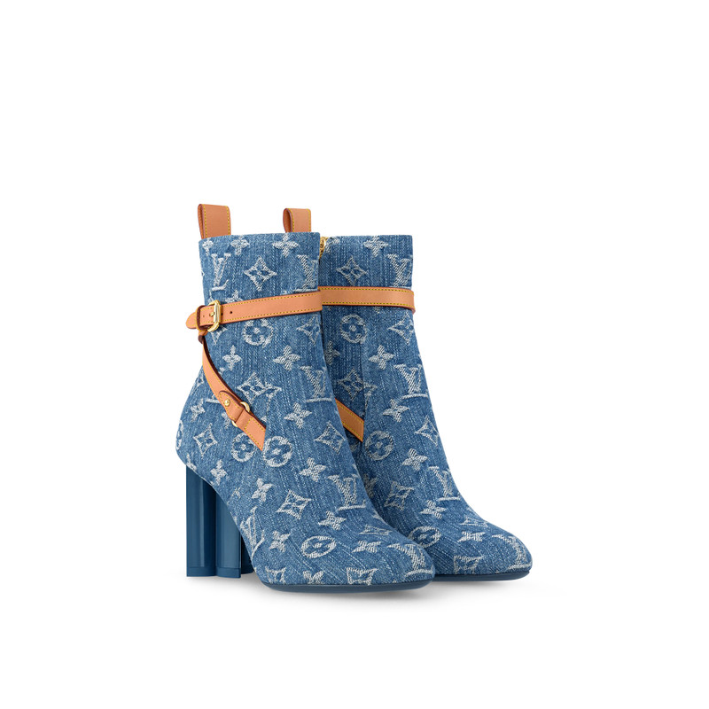 Silhouette Ankle Boot 2