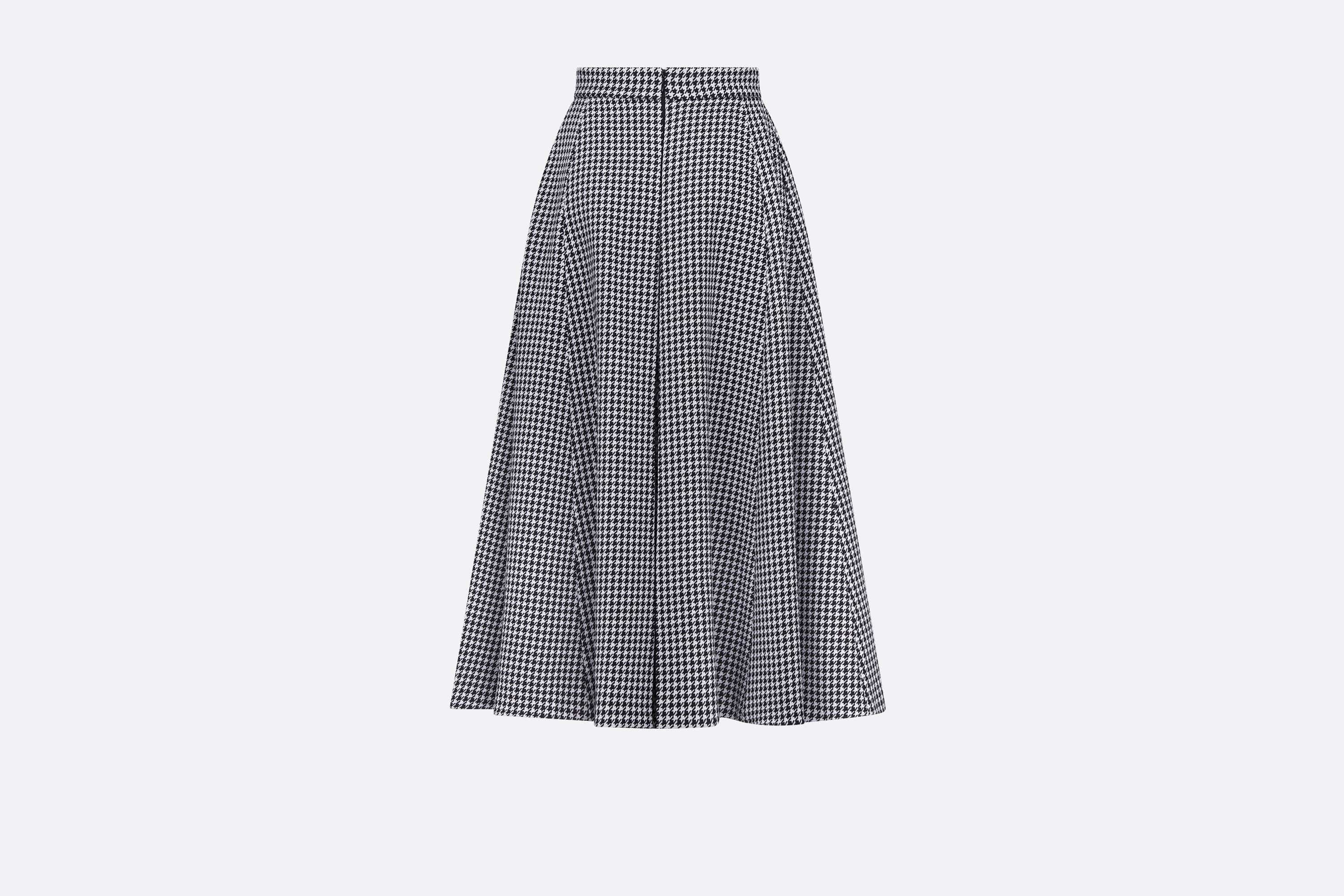 Mid-Length Skirt with Slit - 2