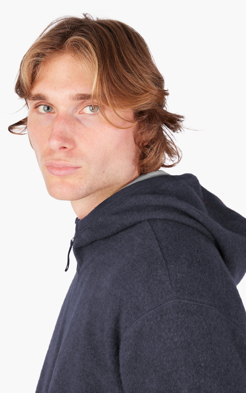 Universal unleavened Works Surfer