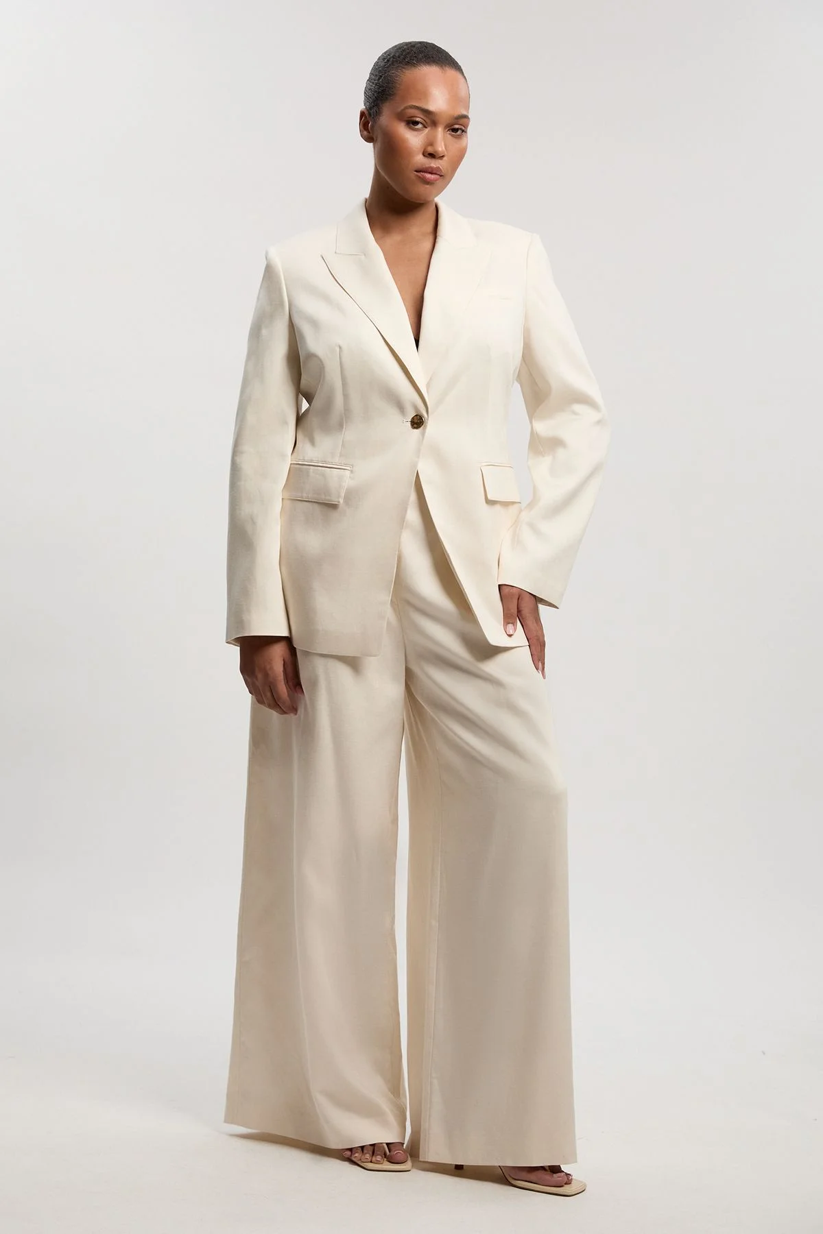 Plus Size Tailored Linen Single Breasted Blazer - 1