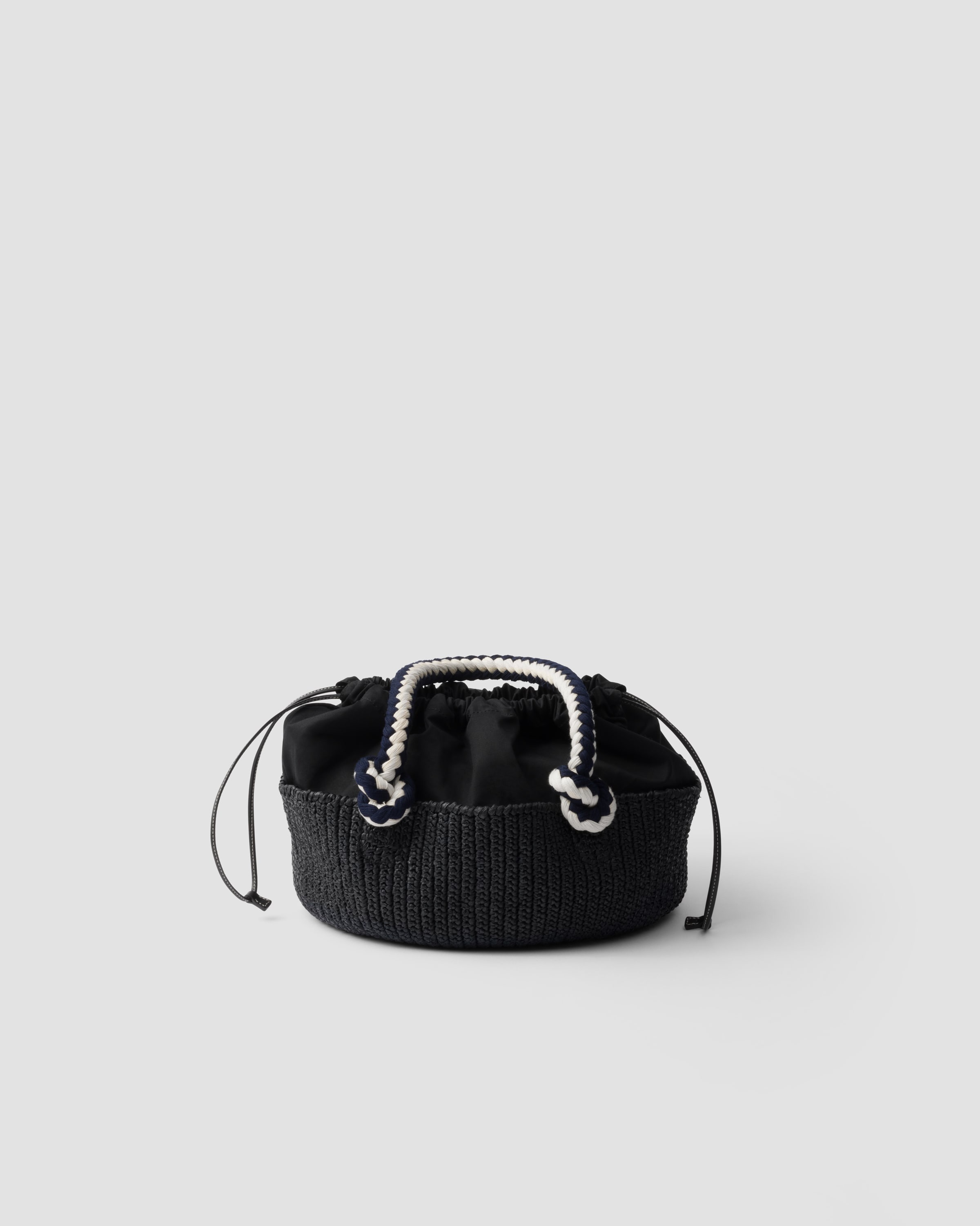 Small crochet bag - 4