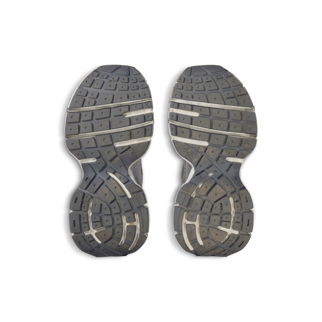Men's 3xl Sneaker in Grey - 7
