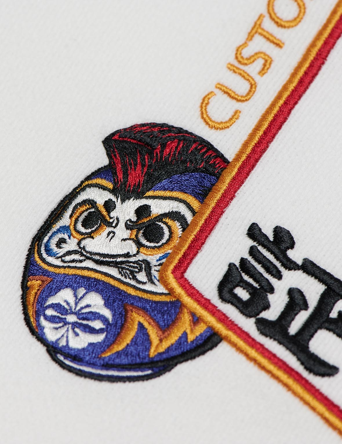 HOODED SWEATSHIRT WITH GODHEAD FLAG AND DARUMA EMBROIDERY - 8