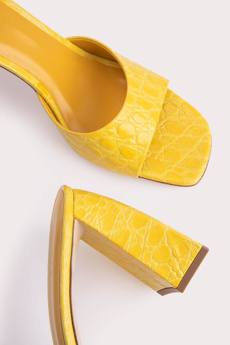 Michele Duckling Circular Croco Embossed Leather 5