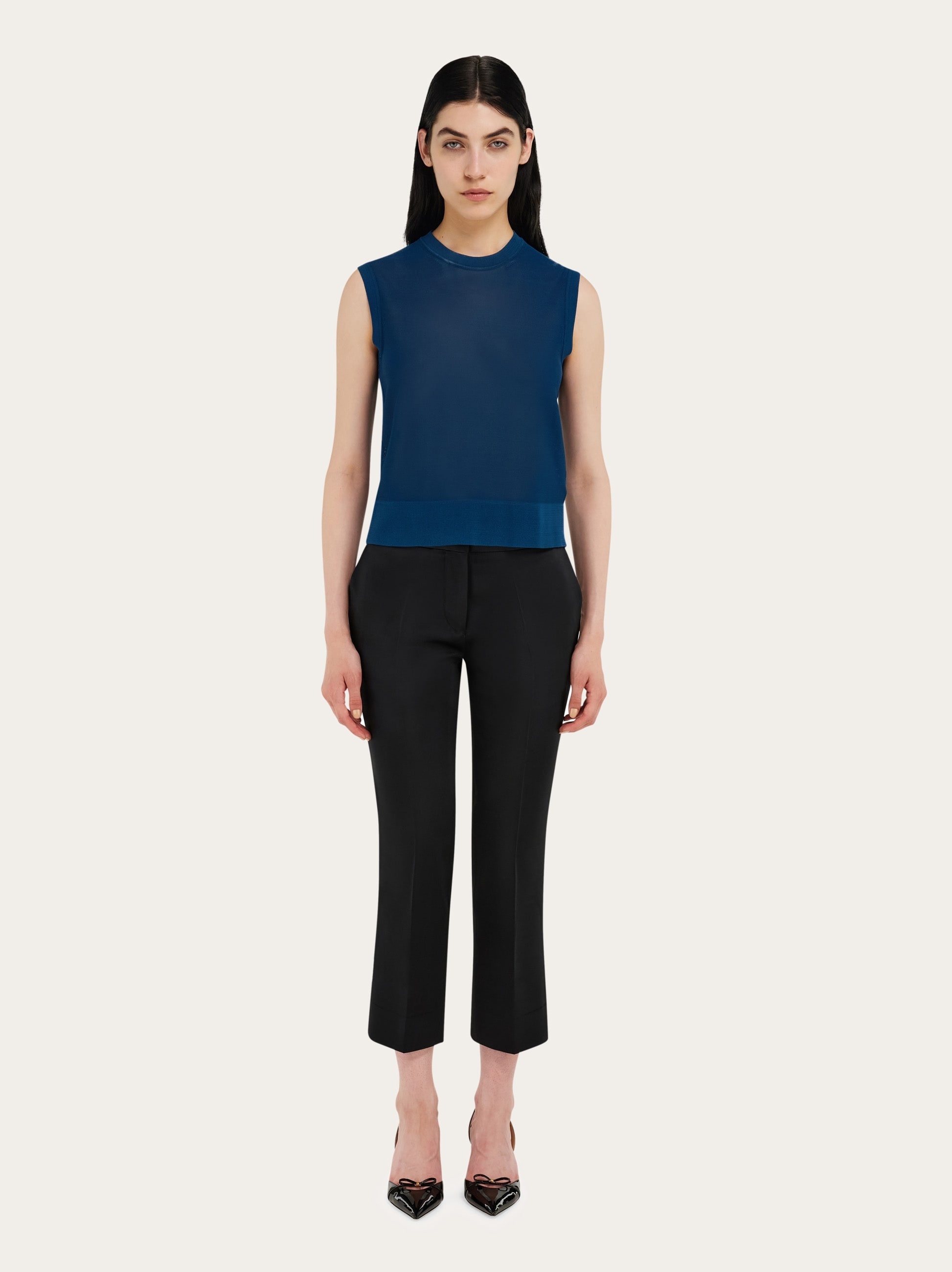 Sleeveless knitted top - 8