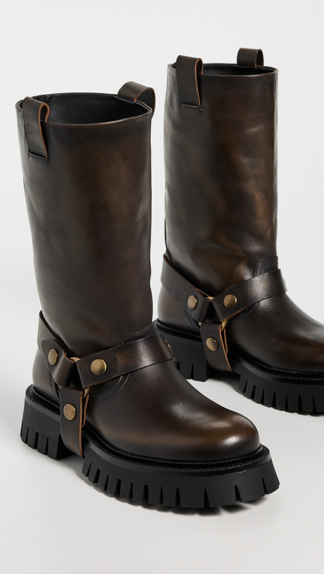 Kurt Chunky Sole Distressed Boots - 5